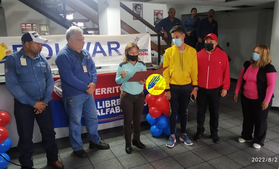 #MisionRobinsonBolPresente En Grafitos del Orinoco La Misión Robinsón Los Declara Empresa Libre de la Batalla por el Sexto Grado 
<a href="/NicolasMaduro/">Nicolás Maduro</a>