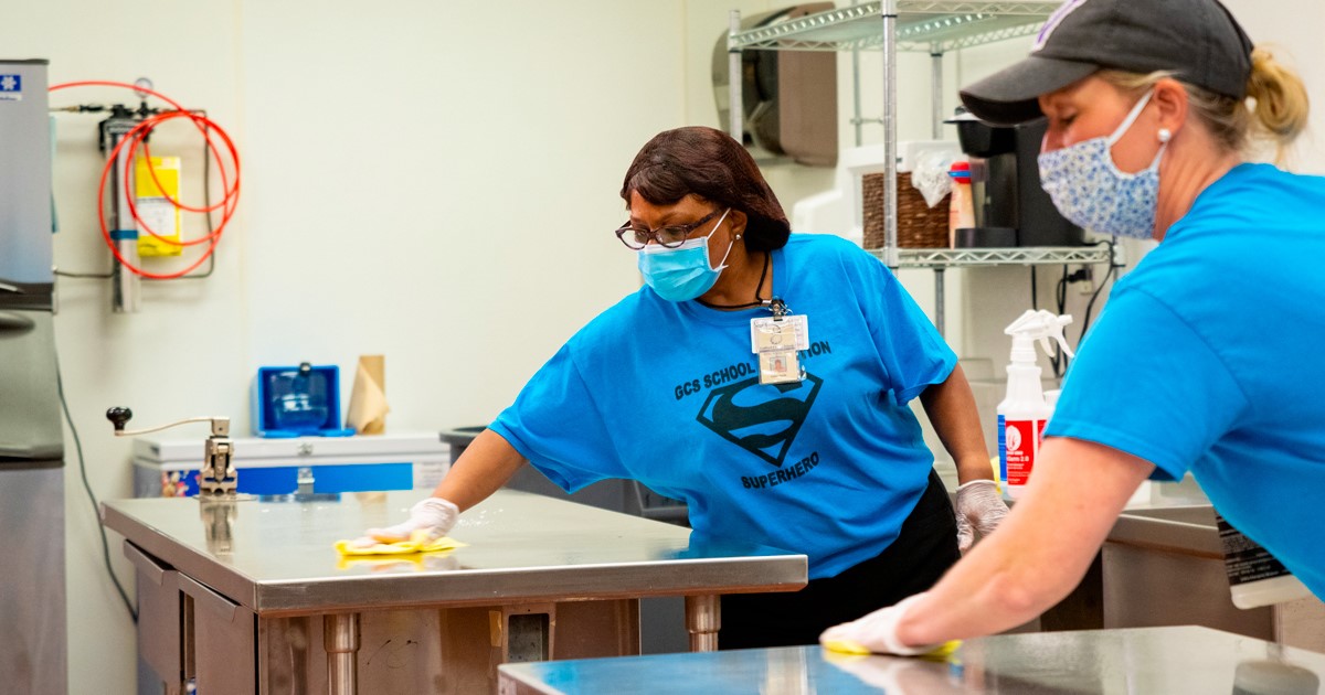 GuilfordBOE's tweet image. Does your child qualify for free or reduced-price lunch? The federal waivers that allowed districts to serve meals to all students for free have expired. Families are encouraged to fill out the free or reduced-price meal application at lunchapplication.com.