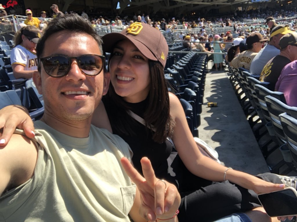 _santiagorm's tweet photo. @LosPadres #TimeToShine https://t.co/IoqDcjPBM3