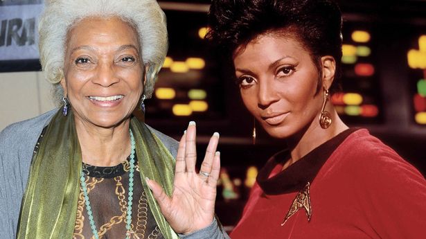VirtualTrekCon's tweet photo. A LIVE celebration of the life and career of #NichelleNichols, tonight at 5pm PT / 8pm ET.

Come join the live discussion right here: https://t.co/PQw3cPU2nQ 

Share your favorite memories of Nichelle and Uhura in the replies below, and we'll be reading them during the show. https://t.co/PCfiSPpbIF