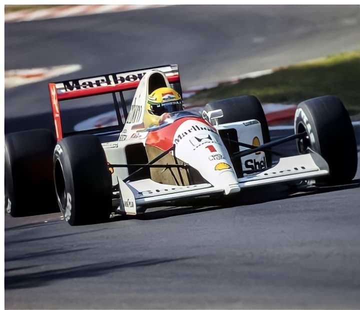 AceleraAyrton's tweet photo. Boa noite Sennistas 

https://t.co/NpSpqOAp1K

#SennaSempre #IAS #AceleraAyrton #F1 #MeuAyrton https://t.co/aeEOEEhIUX