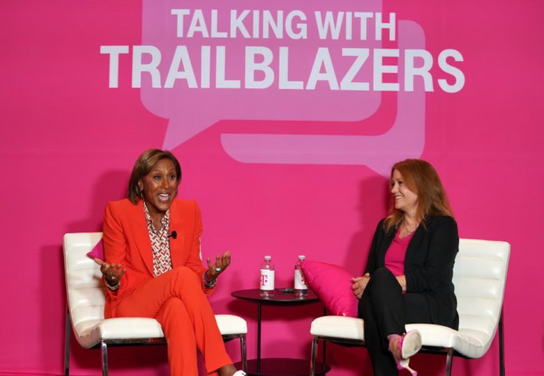 We had a fierce, dynamic, and authentic leader @RobinRoberts join us today! Thank you for sharing your wisdom and vast experience in leading tough conversations with confidence, courage and clarity. #TalkingWithTrailblazers #OTTLJ #BEYOU