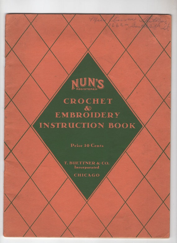 FairOaksAntique's tweet photo. Vintage Nun's Crochet and Embroidery Instruction https://t.co/q1gw9CC18y #crochet #embroidery #patternbook #nun #buettner #vintage @etsymktgtool https://t.co/Ndy3I7Fxth