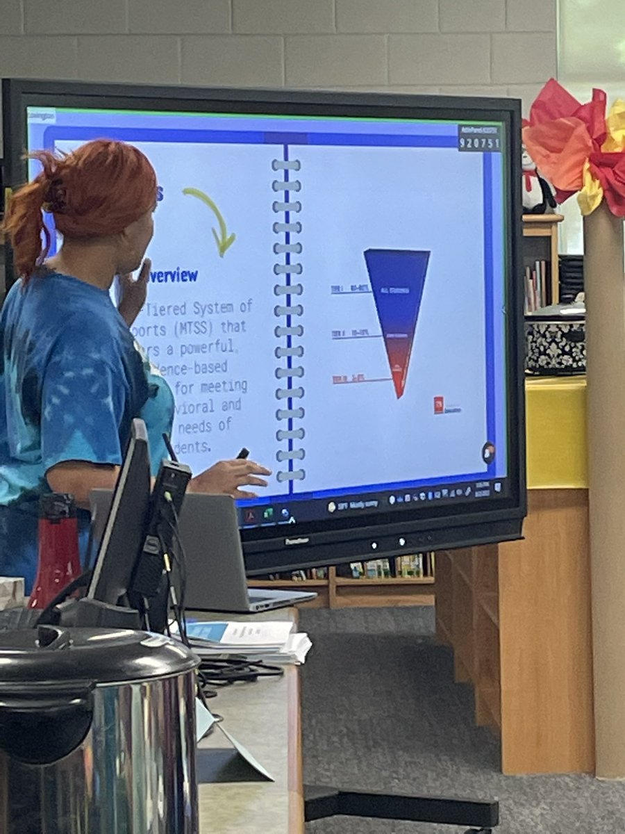 kimbullock08's tweet photo. Team Building, ILT Lead, Running an Amazing Race @NeelysBendES as We Continue the Shift @MNPSNorthwest @DrNatalynGibbs https://t.co/pDKxNbEFfB