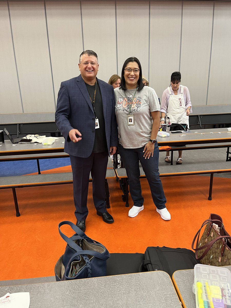 Laura Adirana Mejia tweet media