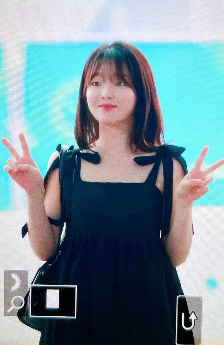 think_125's tweet photo. 220803
잘다녀와...🥹

#승희 #현승희 #오마이걸 https://t.co/UDyKXFtBAF