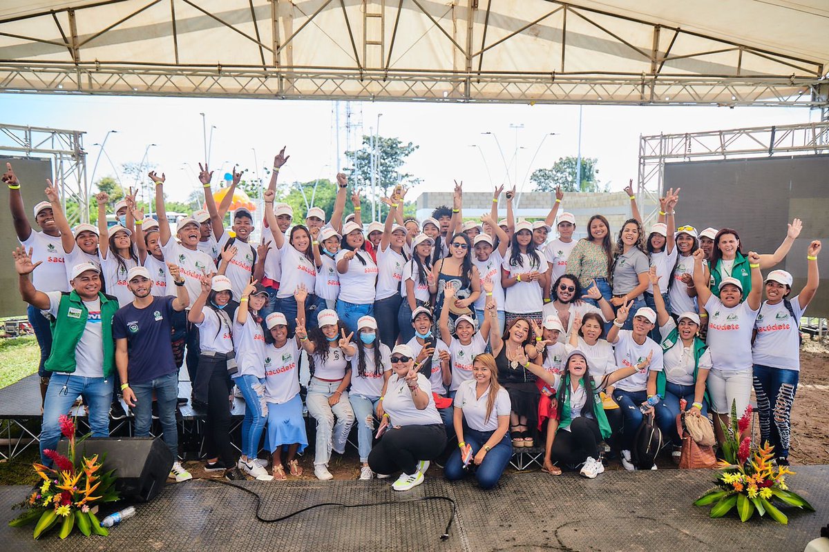 linaarbelaez's tweet photo. Oír que la dirección de Juventud del @ICBFColombia no representa a los y las jóvenes, sus clamores y dolores es no respetar a quien ha decido construir y enaltecer la innovación y la creatividad! Son más de 400 mil pelados y peladas cuya voz cuenta, vale y se enaltece! Gratitud! https://t.co/7iYlnD4GlE