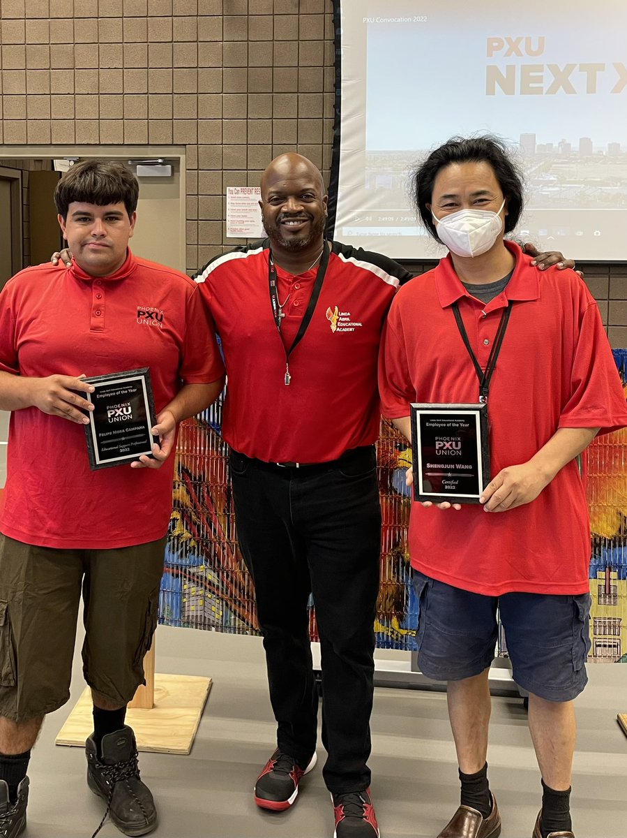 MrKemp2011's tweet photo. My honor to present the #LAEA #PXUNext @PhoenixUnion @AbrilAcademy Employee of the Year Awards to Mr. Felipe Mora-Ocampa and Mr. Shengjun Wang at Convocation. #abrildreamteam https://t.co/B0jaDvSg8t