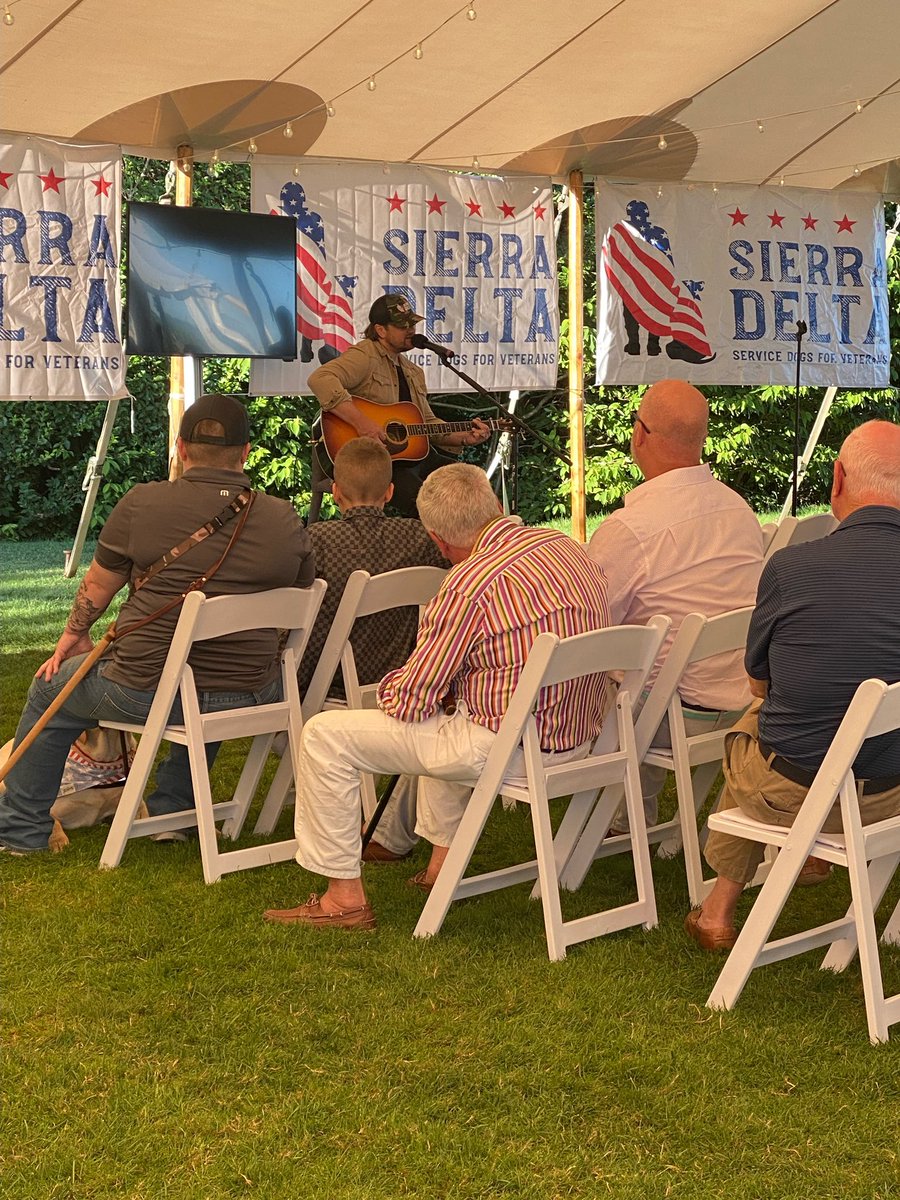 Sierra Delta: Service | Dogs | Veterans tweet media