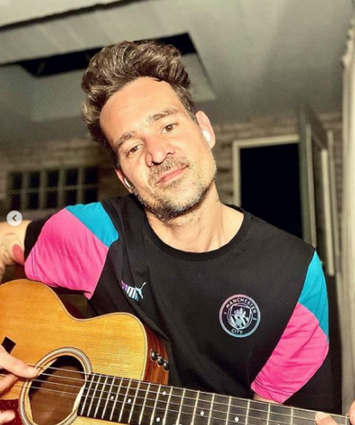 este tema se lo queremos dedicar a <a href="/CHANOTB/">CHANO</a> youtu.be/zWNvnVDs-ro