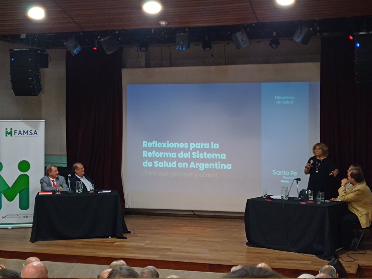 Nutritivo encuentro para debatir y reflexionar sobre la necesidad de la reforma del sistema de Salud en Argentina. Gracias a <a href="/amrorgar/">AMR | Asociación Médica de Rosario</a> por brindarnos su auditorio y a los 5 expositores de lujo que tuvimos en Rosario. El Cambio de Rumbo es un camino a transitar.