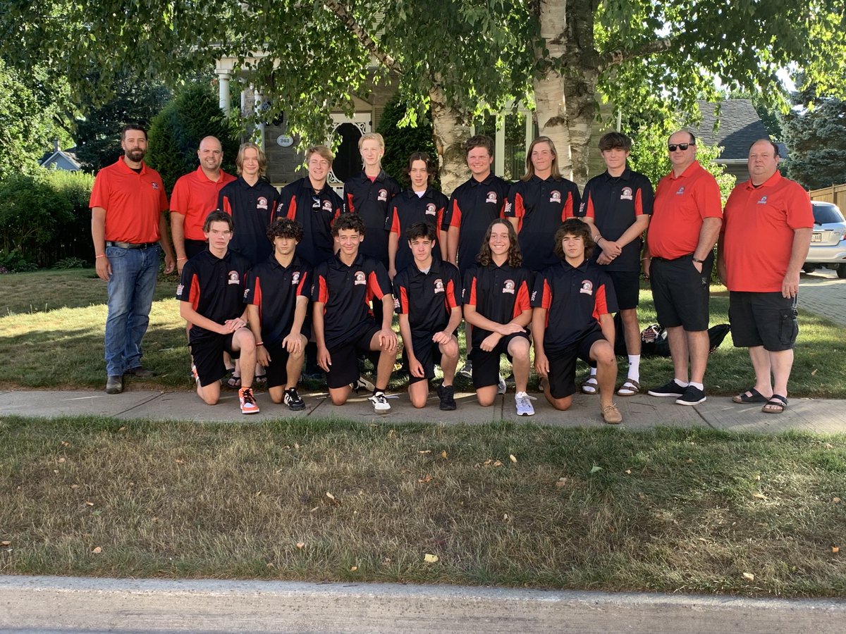 KatCollins9's tweet photo. The St. George Spartans looking ready for the U15 Canadian Championship ⁦@OASASoftball⁩ - here we go! https://t.co/ukTPJJtom4