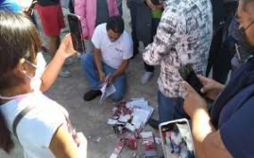 JanethGCOficial's tweet photo. Morena no representa realmente los intereses del pueblo;es incapaz de llevar a cabo una elección dentro de su partido, es evidente que no realizará una verdadera transformación del país.

#MorenaSeDesmorona https://t.co/vGZCpL4gZg