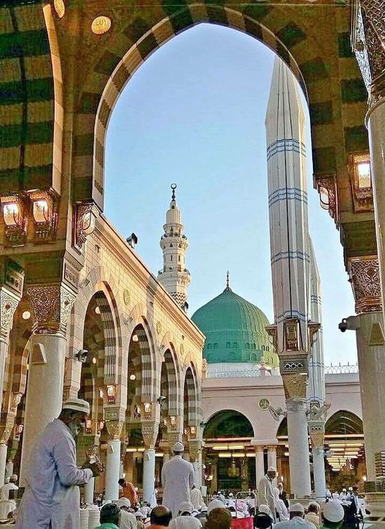 جامعة تعلیم اللغة العربیة للبنات tweet media