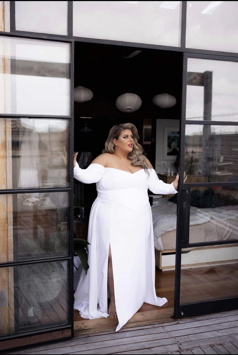 HopeandHarvest's tweet photo. Congratulations Mrs Magelakis.
Thank you for trusting us to create your wedding gown and bringing the dream to life.

Katerina wears custom HOPE &amp; HARVEST] bodice and skirt with a 3 metre detachable overskirt (not pictured) https://t.co/oC3umLt6Qm