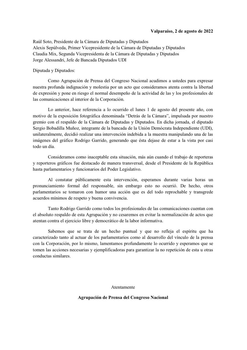 Con esta misiva, expresamos nuestra profunda indignación por el accionar del parlamentario que intervino indebidamente la exposición "Detrás de la Cámara".