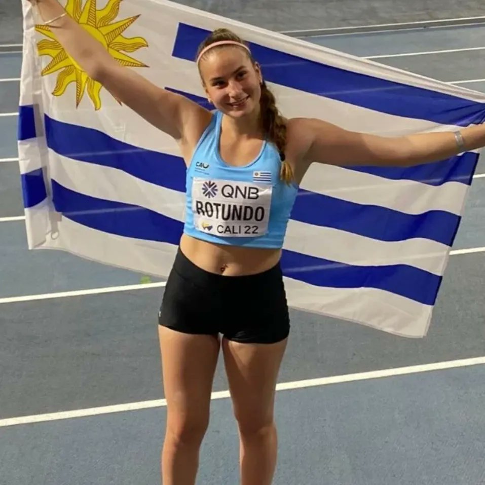 Es mi atleta, mi orgullo y yo sabia que iba a ser MEDALLA DE BRONCE MUNDIAL 😍 Estoy que lloro de la emoción @manuelarotundo gracias <a href="/milton/">Andrea Hase</a>.cardozo71 medalla de BRONCE mundial que felicidad y orgullo para nuestro país 🇺🇾 Gracias Manu por regalarme esta alegría me llenas el alma