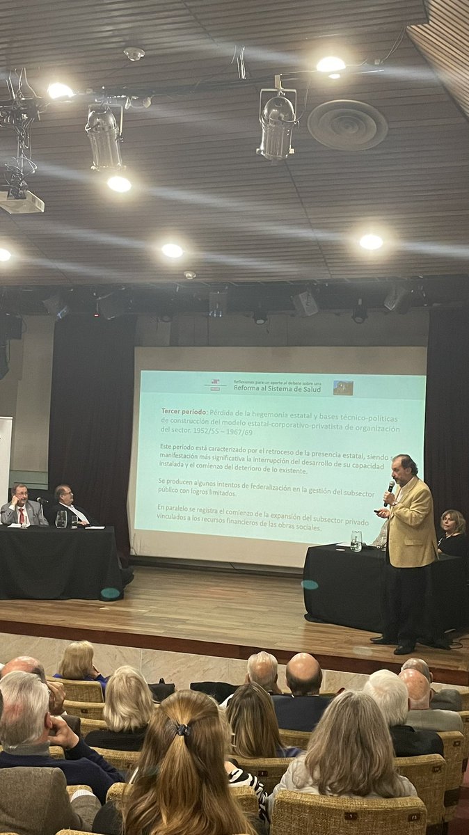 Gracias a <a href="/FAMSAFederacion/">Federación Argentina de Mutuales de Salud</a> por la invitación al debate sobre el sistema de salud, donde aprendimos con el diálogo entre Sonia Martorano, <a href="/silviaciancio1/">Silvia Ciancio</a>, <a href="/miguelcappiello/">Miguel Cappiello</a>, Dardo Dorato y Rodrigo Sánchez Almeyra.