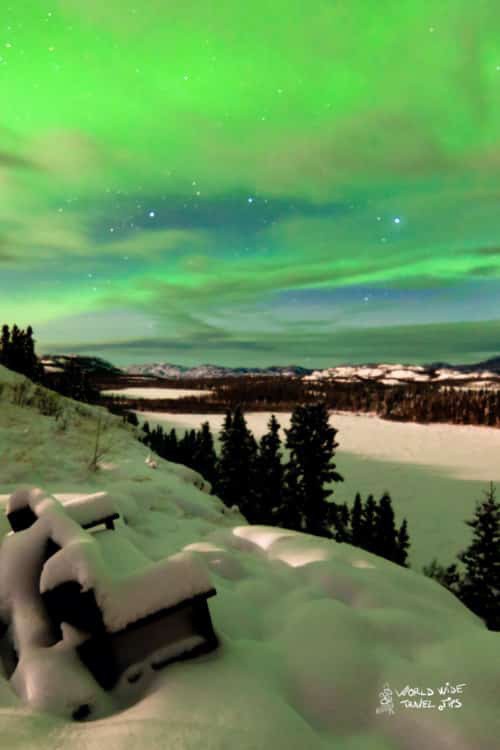 Worldwidettips's tweet photo. Seeing the Northern Lights in Alaska in September is among the best reasons to come to this magnificent area in this autumn month.

Read the full article: Can you see the Northern Lights in Alaska in September?
▸ https://t.co/1MqXOZBFDD

#NorthernLights #MagnificentArea https://t.co/W6kDXTWddA