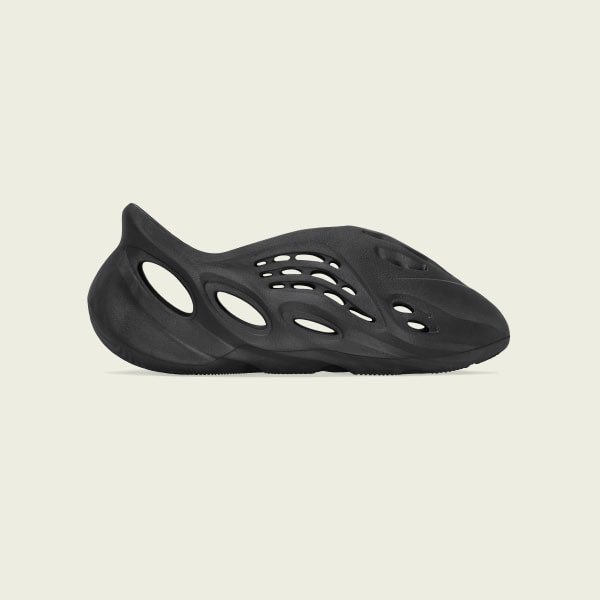 citybob's tweet photo. YZY FOAM RNR ADULTS is dropping on CONFIRMED. Sign up now. #adidasconfirmed https://t.co/hiFQRlPEq9 https://t.co/bkDQ3F1mgn