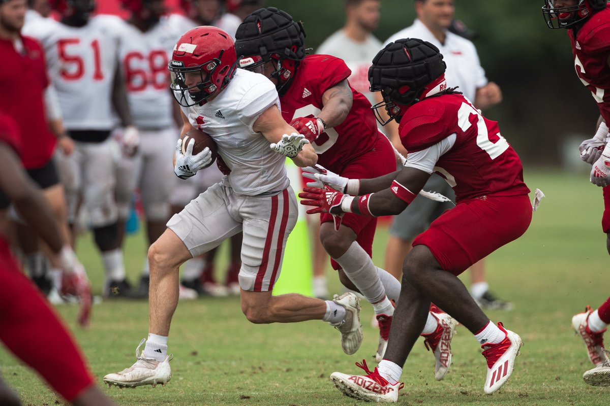 JaxStateFB's tweet photo. Full Pads 🔛

#HardEdge | #RTE21 https://t.co/Od0UGeknoZ