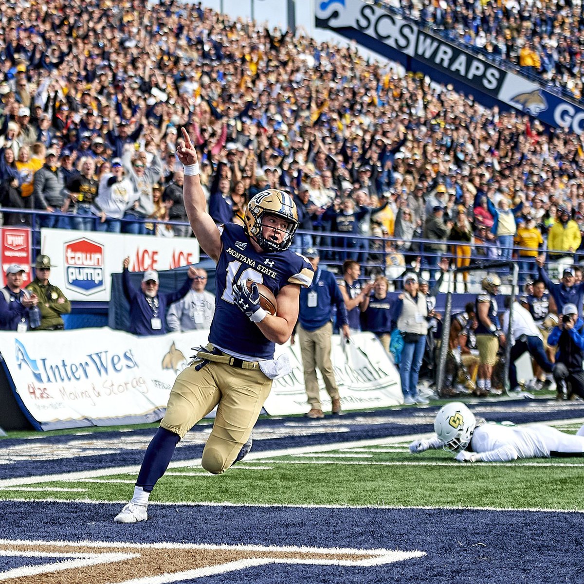 Blessed to receive an offer from Montana State University!! <a href="/CoachHowe/">Shawn Howe</a> <a href="/WestviewRecruit/">WESTVIEW RECRUITING</a> <a href="/WestviewFootbal/">Westview HS (OR) Football</a>