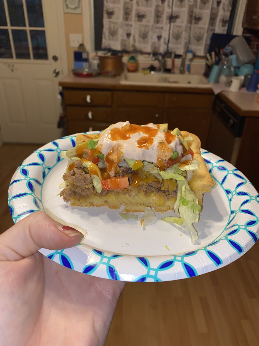 JustifiablyJenn's tweet photo. Taco Tuesday serving it up taco bake style🤤🌮 https://t.co/uWP5PyVKiC