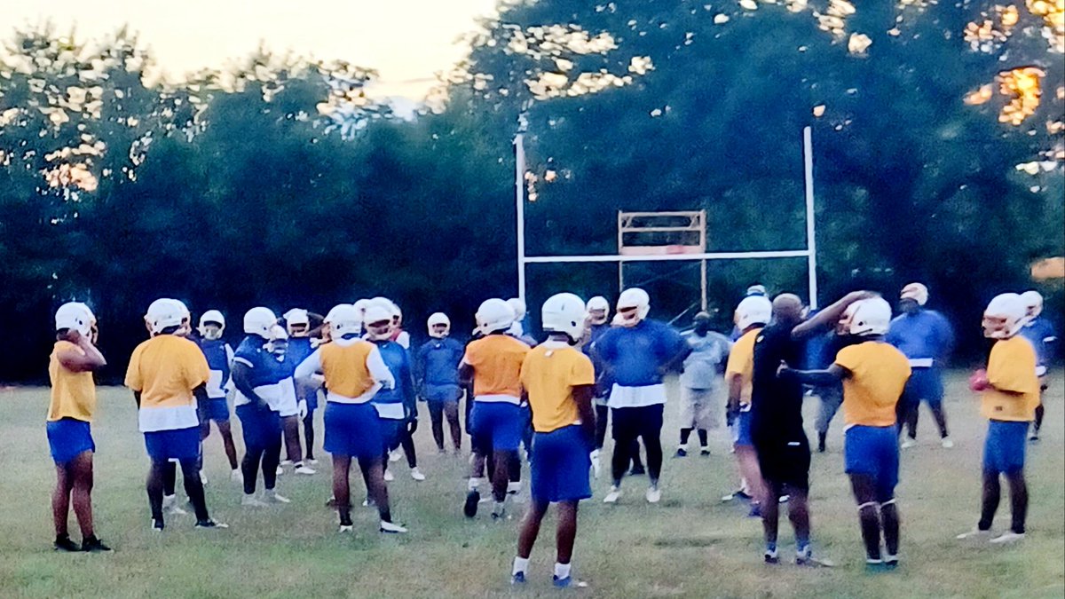 First Day Back!!!! Countdown is on!!! On our way to Oklahoma!!! NEO!!! #DEMBOYZNBLUENGOLD