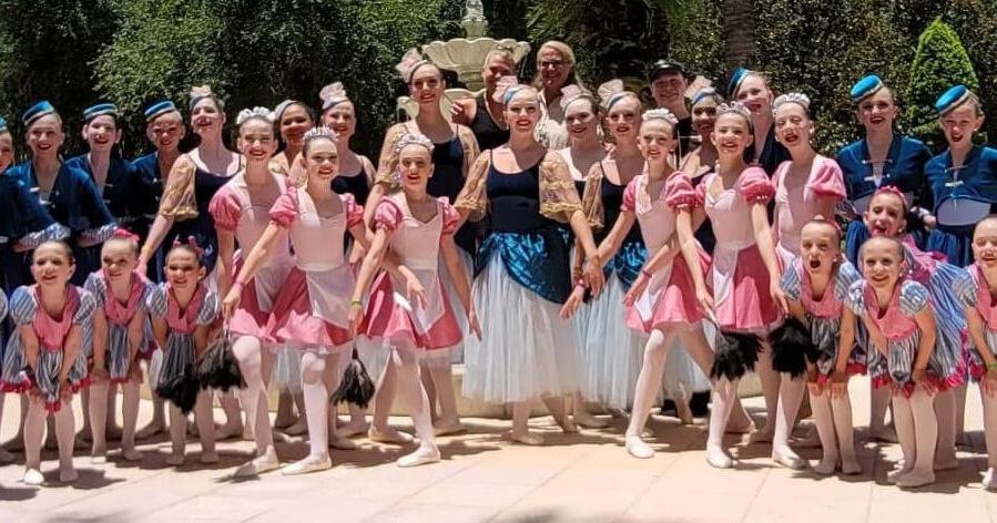 WVNews247's tweet photo. NATIONAL RECOGNITION: A Fairmont, West Virginia-based dance studio has earned a national award for its students' performance. Read all about it:
https://t.co/0aHDc0HL7n https://t.co/xSbqMZTJQ6