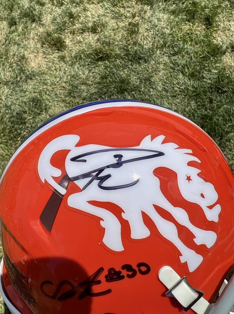 jessarend's tweet photo. We love the @broncos for many reasons, but to get your jerseys signed by @astronaut  @SuttonCourtland and @PatSurtainll !? BEST DAY EVER! Helmet signed by @DangeRussWilson and @CSterns_7 was extra sweet icing on the cake! Thank you guys so much! 💙🧡🏈 #letsride https://t.co/4CCg0OSrVy