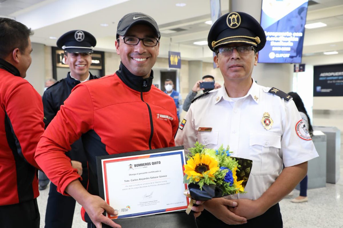 BomberosQuito's tweet photo. Felicitamos a nuestros compañeros por su gran participación y todos los logros obtenidos. 🥇🥈🥉

En #BomberosQuito no nos detenemos.

#wpfg2022 #InSportWeUnite #olimpiadasbomberiles

[2/2]⬆️ https://t.co/EIen9cR315