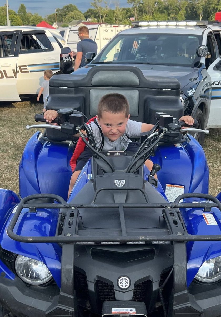 sbrush522's tweet photo. National Night Out https://t.co/0YoqyFTUSA