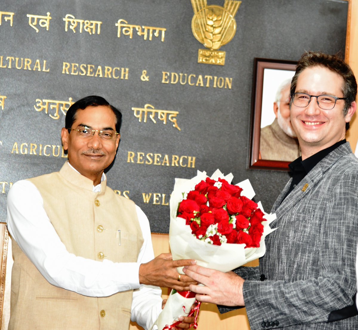 bramaccimmyt's tweet photo. Thank you Dr. T. Mohapatra, Former Director General, @icarindia &amp; Secretary, DARE. Thanks for 6 years of continuous support strengthening the ICAR-@CIMMYT collaboration including moving forward on @BISA__India. Thanks for allowing us to learn from your commitment to excellence. https://t.co/msaFl7fxeU