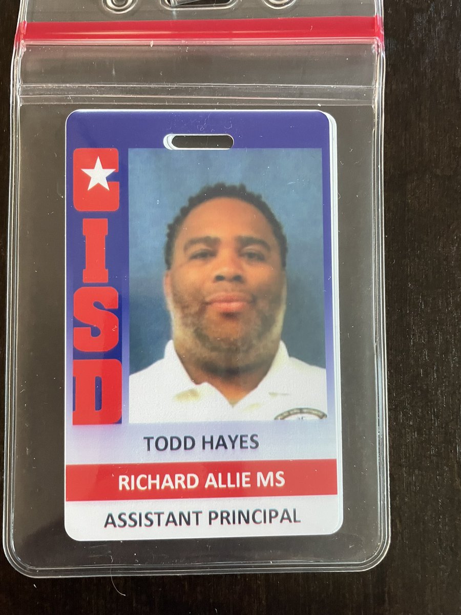 THayesEducator's tweet photo. My #Year17 officially began on Monday. Thankful for this opportunity. Wishing everyone a great school year #AlphaEducator #RAMS #CISD #CrowleyPrideUnified https://t.co/AxhvJv6FjA