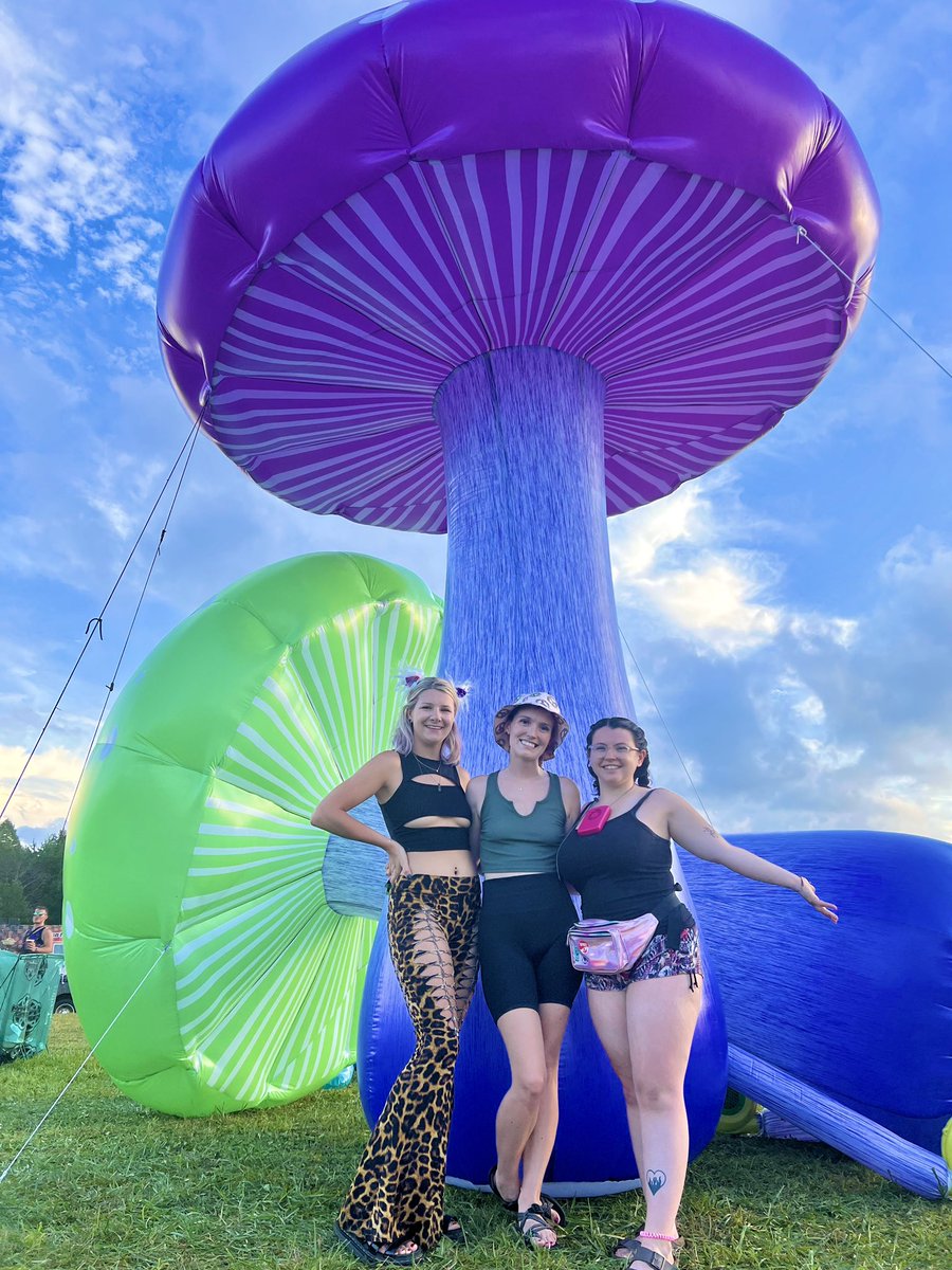 mirrranda25's tweet photo. 🥲 🍄  already wanna go back. https://t.co/Pa78f0cFoh