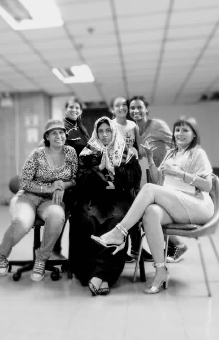 Formación Teatral. Capitulo Expresion Corporal. UNEM. CARACAS. Profesora Mayerling Gutiérrez.