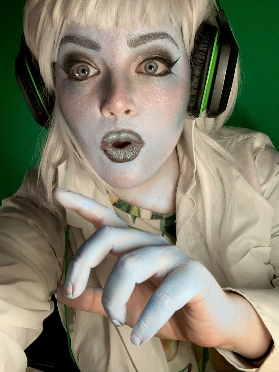 Come hang for the @Valore_Studios finale of #AXION! Was such a treat to play alongside <a href="/CheyenneWright/">Cheyenne Wright</a>, @ThatCandaceGirl, <a href="/meghancaves/">Meghan Caves</a>, <a href="/realKaiRoche/">🌸 Kai 🌸</a> and <a href="/GregoryFesto/">Gregory 1n20DnD Festo</a>. 
Enjoyed this game till I was BLUE IN THE FACE, y’all. 😂

twitch.tv/valorestudios