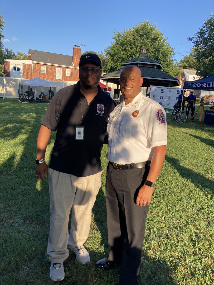 Ran into my old colleague Joe from my Alexandria (VA) FD days. Together again in Prince George’s County. Nice. #pgfdpride
