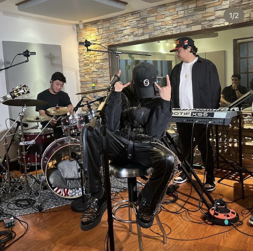 daily_keun's tweet photo. Bulan performance with live band! 👀 Can't wait to really hear this 🥹

@felipsuperior 
@SB19Official #SB19 
#SB19_KEN #DAILY_KEUN 🐓 https://t.co/T7RIcLdG6U