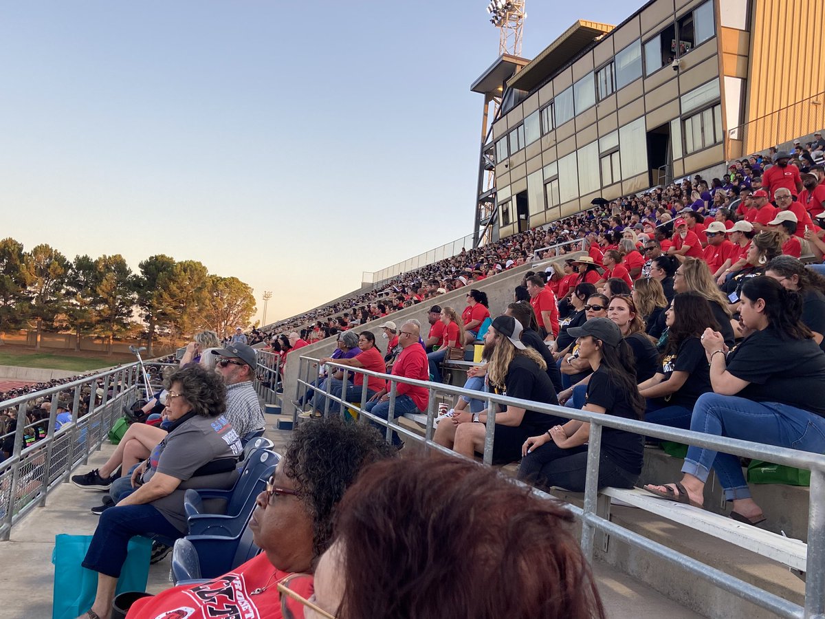 CrockettColts's tweet photo. Kicking off the year with the entire district at #ECISDconvocation. We’re getting fired up, Colts! https://t.co/Jh0dyrpgap