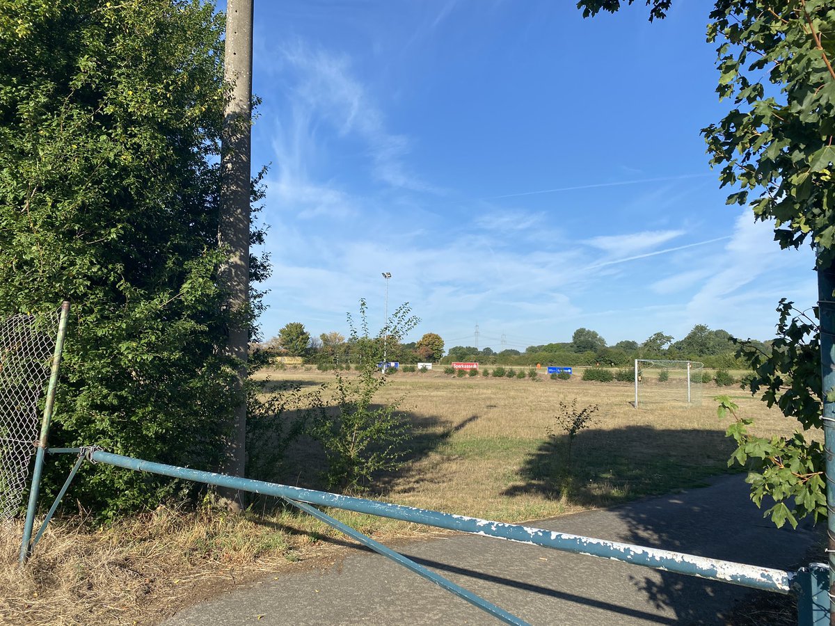 Andrea_Beeee's tweet photo. @RomfordReject Ground number 7:
SG Zweidorf-Wendenurg/Bortfeld II (Ground A ex TSV 1896 Zweidorf-Wendeburg) 🔐 https://t.co/bp51OyO0NI