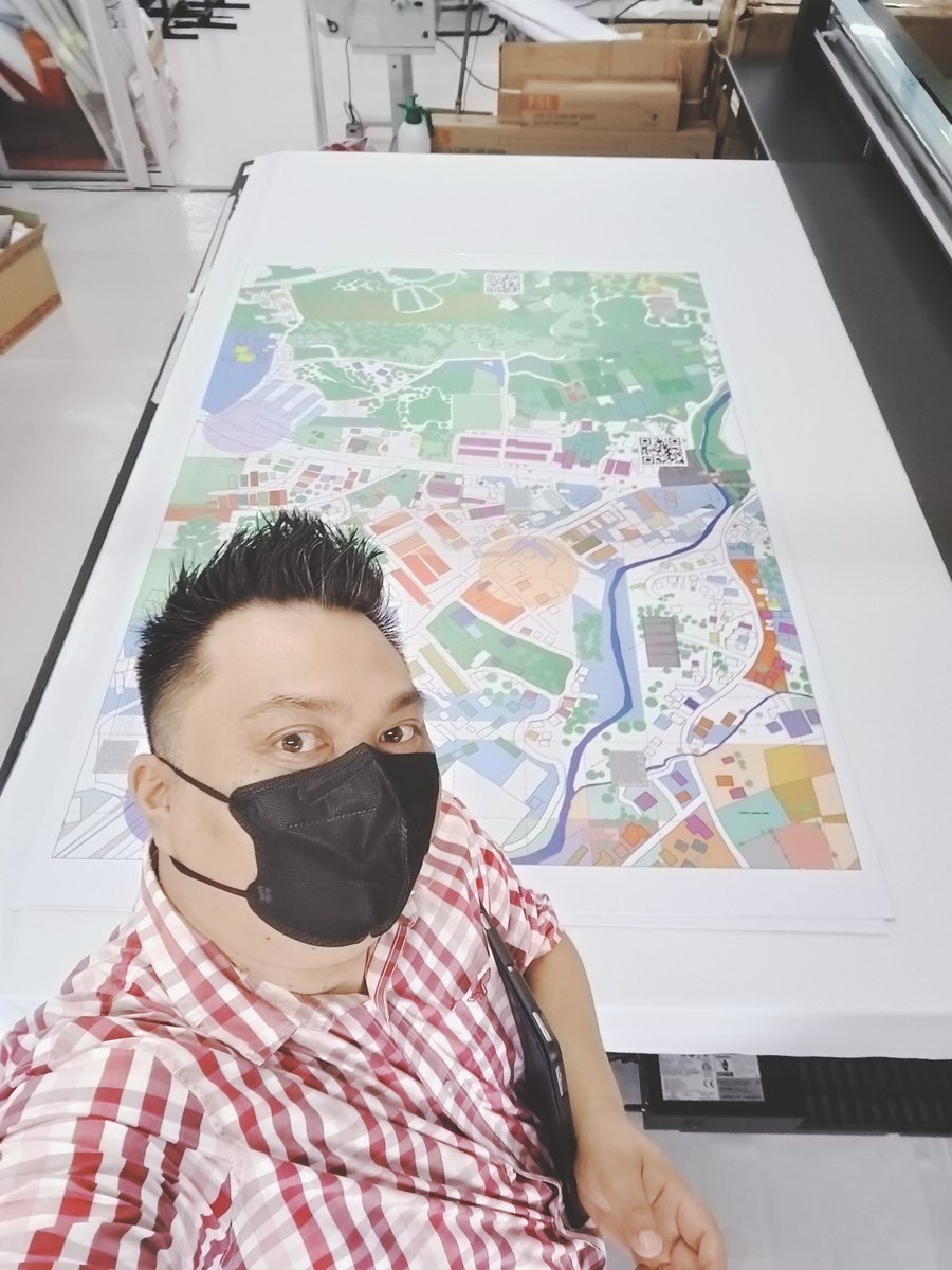 EGNism's tweet photo. Printing done!!! Now how do i send this to the gallery? Haha... #spatialbiodoc #socialmapping #egnart #haroldegn https://t.co/UhGEVGIW8I