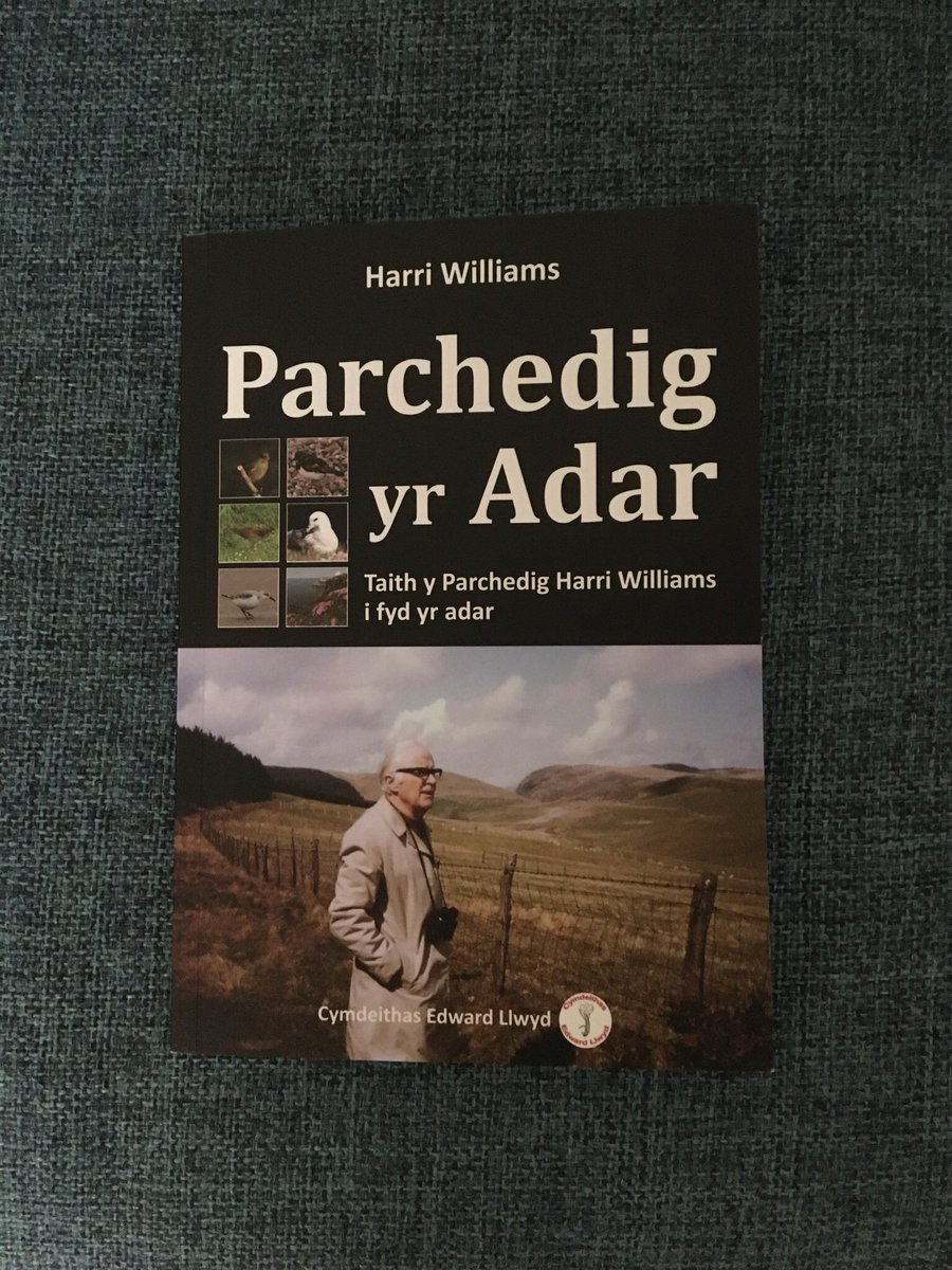 lansio llyfr taid ym mhabell Prifysgol Aberystwyth heddiw am 11