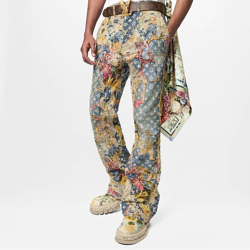 dresscodenet's tweet photo. Louis Vuitton ’22F/W New Collection

ルイ・ヴィトン 22秋冬新作コレクション

ヴァージル･アブローの創造した壮大なテーマとメッセージを落とし込んだデザインの数々より、フローラルパターンとモノグラムデニムを融合したアイテムなどが展開

発売情報など詳しくはこちら
https://t.co/TitylN6Kg5 https://t.co/vzKxhJ9nIj