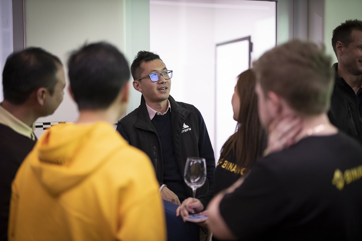 Binance Australia tweet media