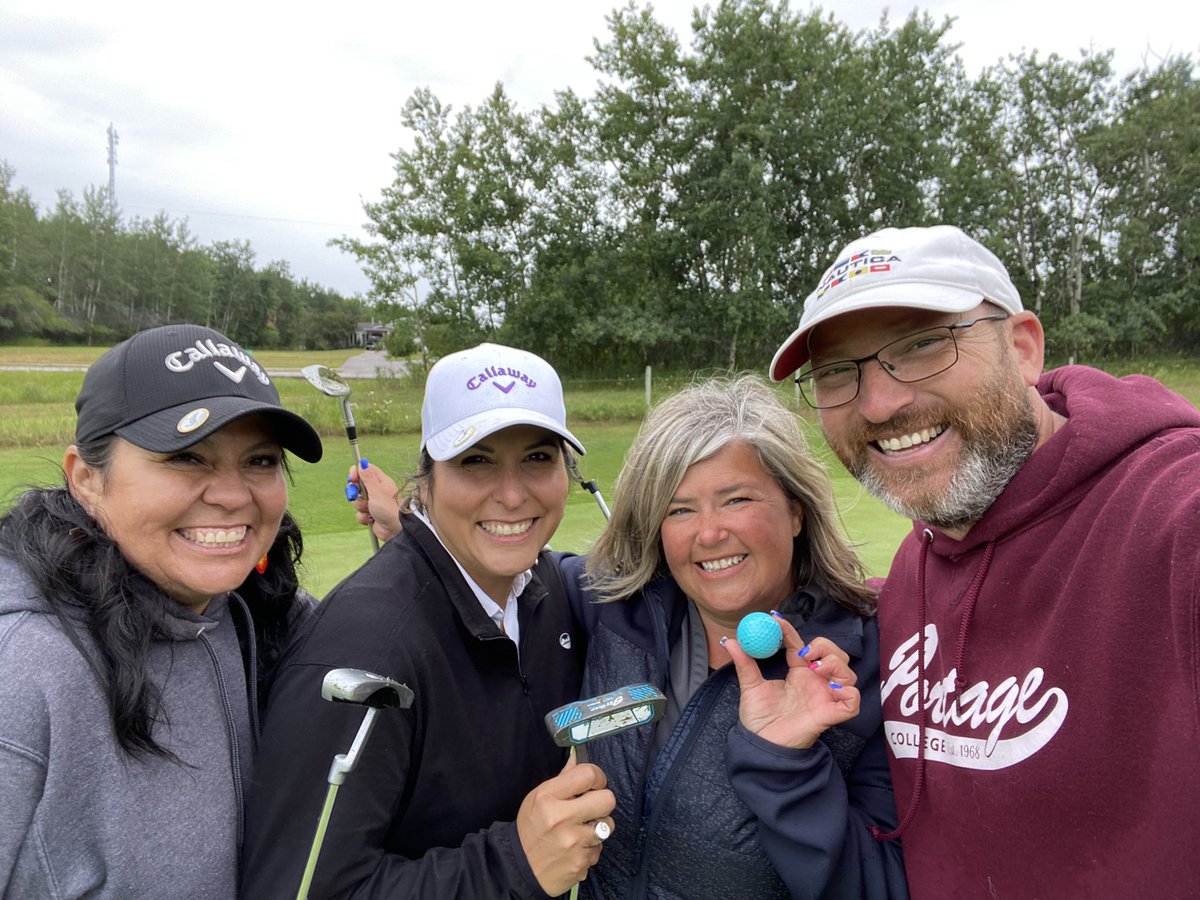 MommyMermaid_'s tweet photo. Lots of fun today at the golf of course! #LLB #Summer2022 https://t.co/h52w5Adlsq