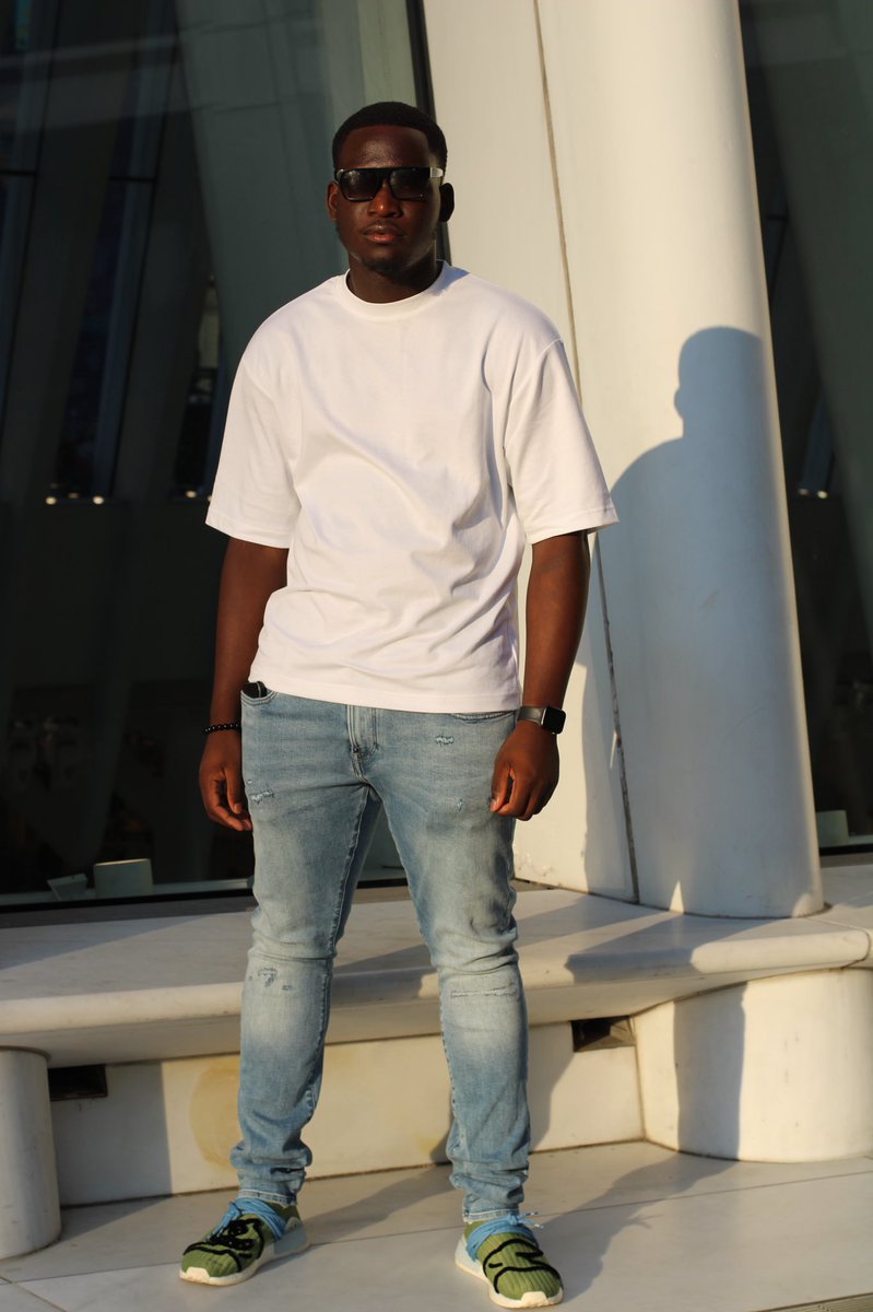 prader5x's tweet photo. U may never meet me…so I give y'all da real me in every post, so you can still feel me🥶 https://t.co/VqockTdbDA