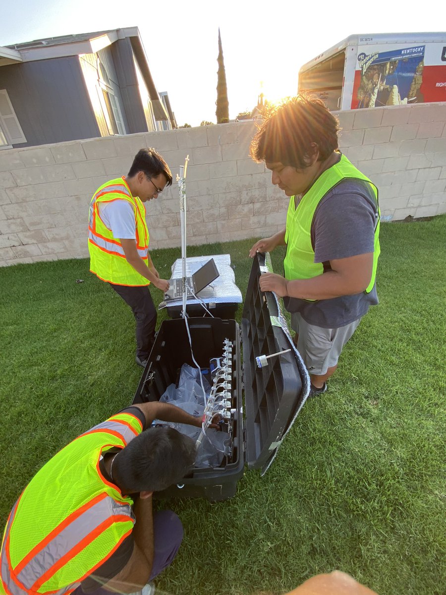 JavierGRocha's tweet photo. Our @UCRiverside research team has successfully deployed air and wind sensors to measure how sound barriers affect the nighttime transport of roadway vehicle emissions to surrounding communities. @UCR_MechE @UCRBCOE @CEEatUCR @RangaRChari https://t.co/FKzHZQFFUM