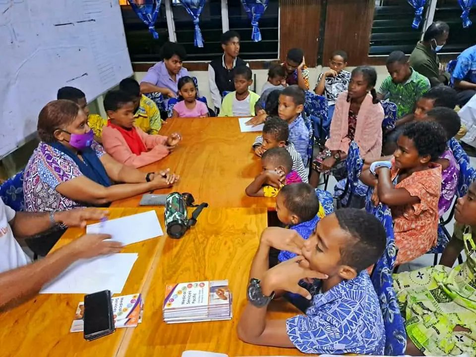 fiji_force's tweet photo. The Fiji Police Psychology Unit together with @MspFiji continued the Mental Health Awareness Program in the #friendlynorth with the Northern Division Command Group and later in the evening with Police Officer's families.

https://t.co/WSPsgXf52c https://t.co/VsiuSdetHb