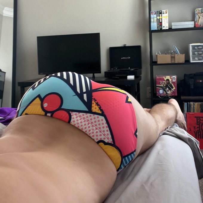 poppin my cherry 🍒 https://t.co/ldklhjyHDr